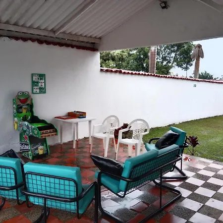 Villa Ines R Chinauta Exterior photo