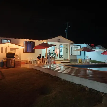 Villa Ines R Chinauta Exterior photo