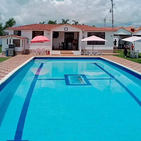Villa Ines R Chinauta Exterior photo