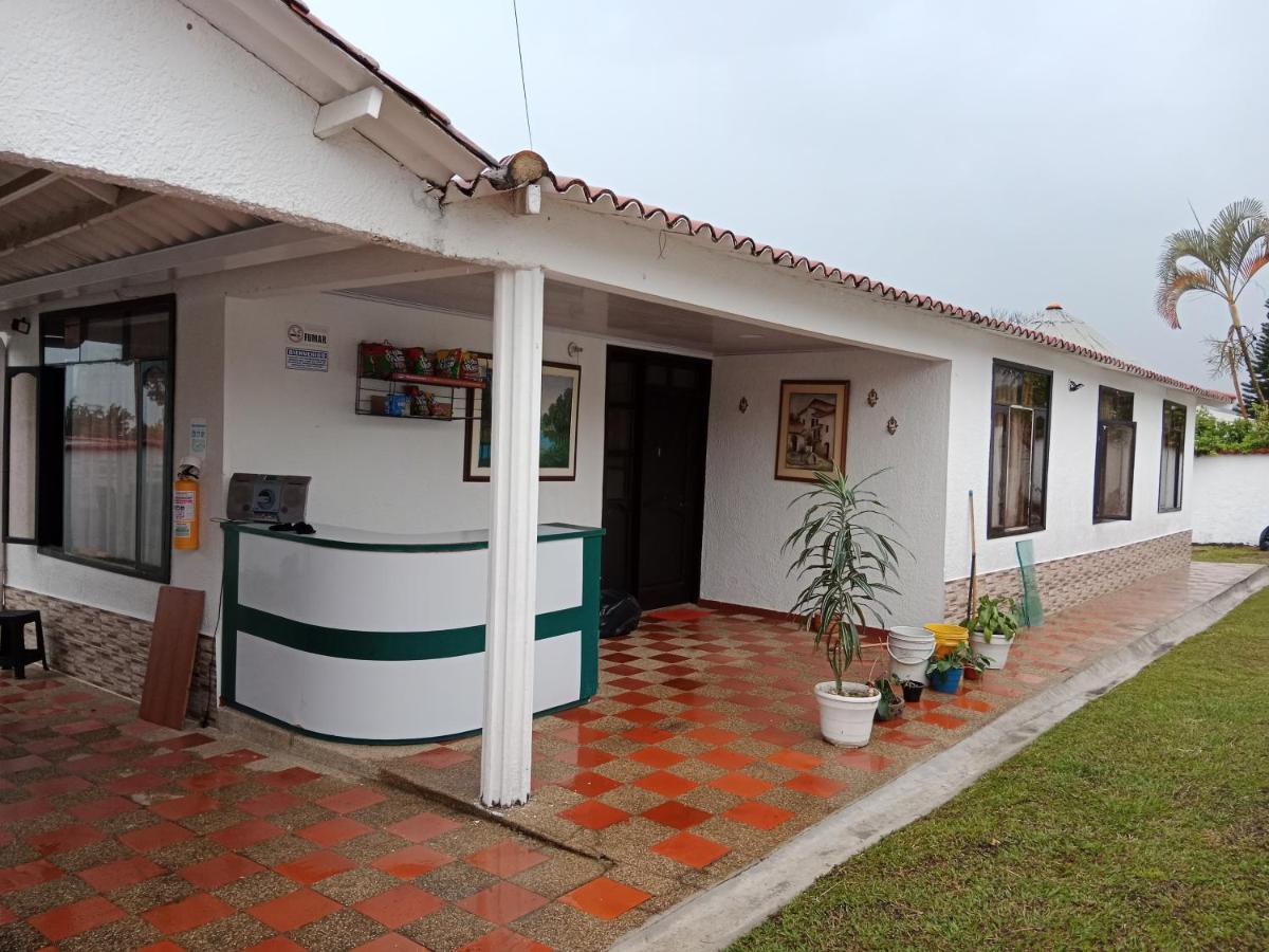 Ines R Villa Chinauta