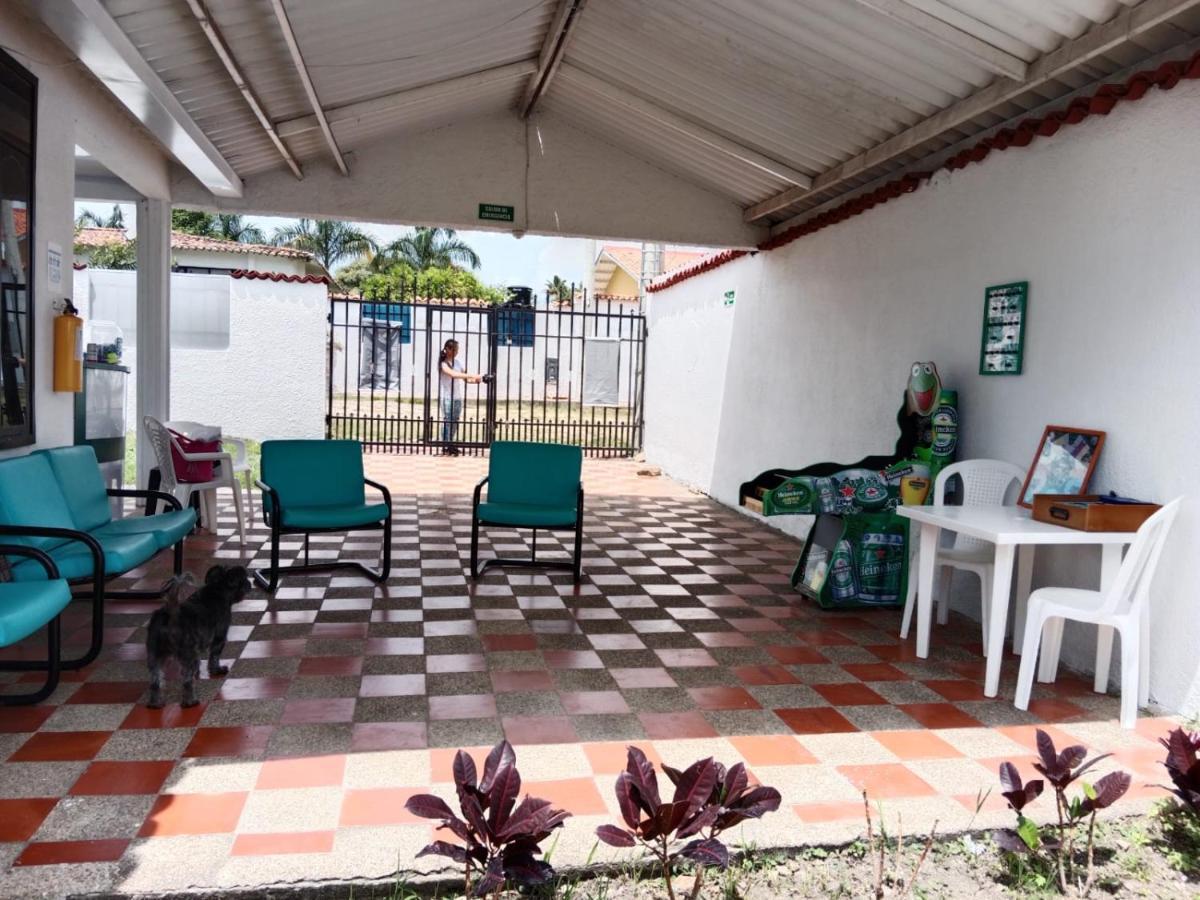 Ines R Villa Chinauta